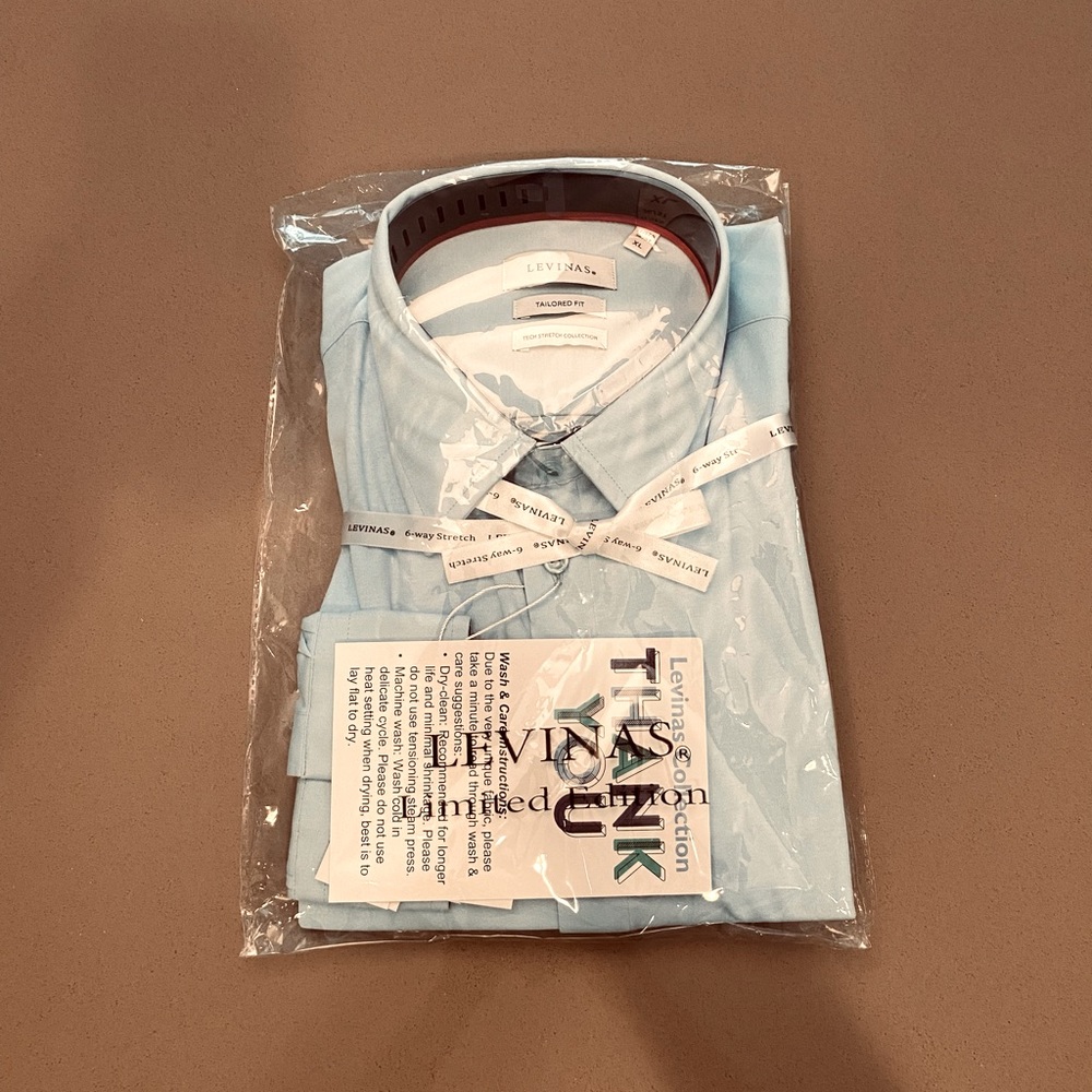 LEVINAS Men’s XL Blue Dress Shirt (New)